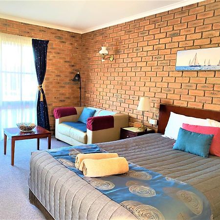 Jolly Swagman Motor Inn Юроа Екстер'єр фото