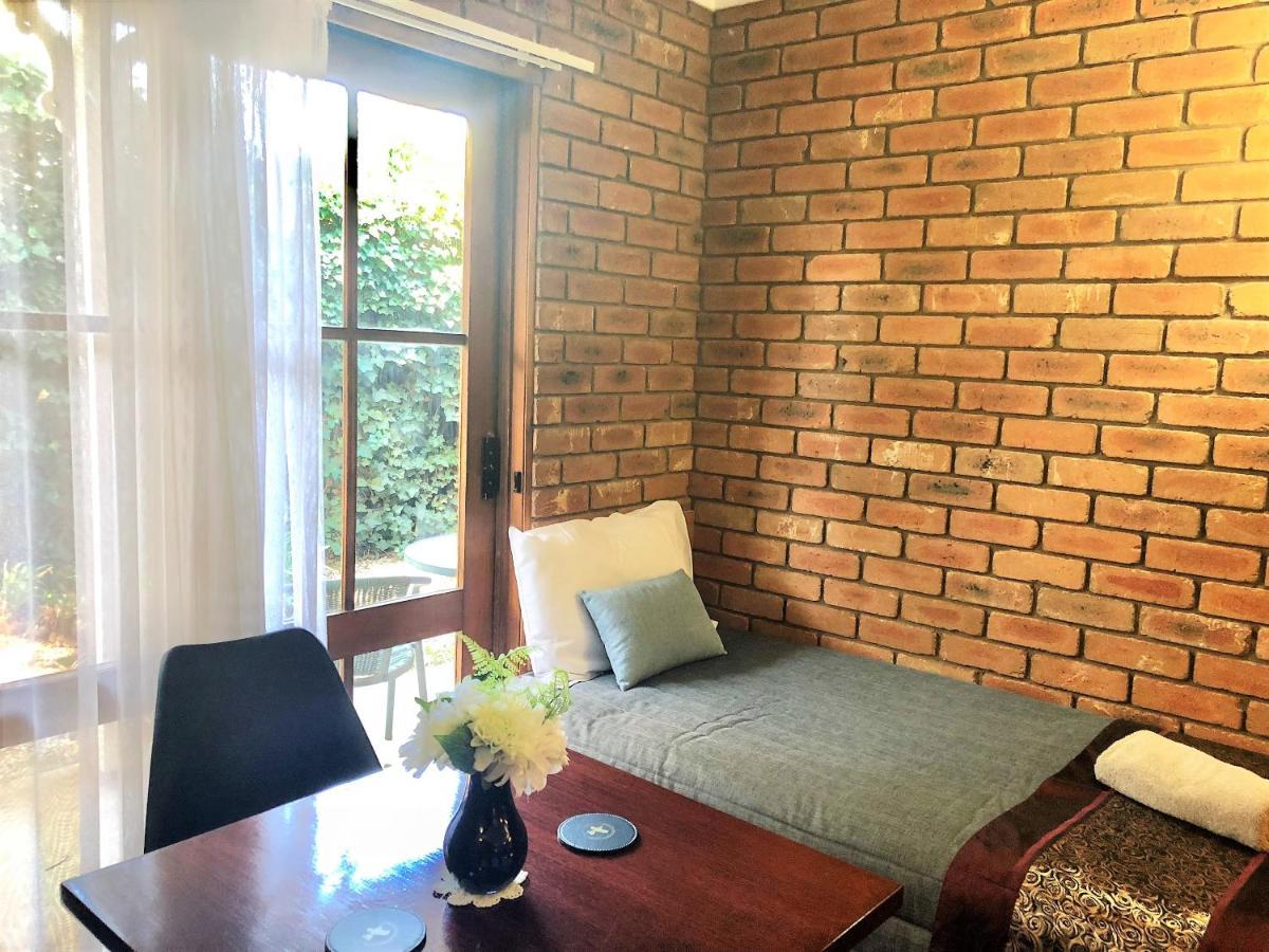 Jolly Swagman Motor Inn Юроа Екстер'єр фото