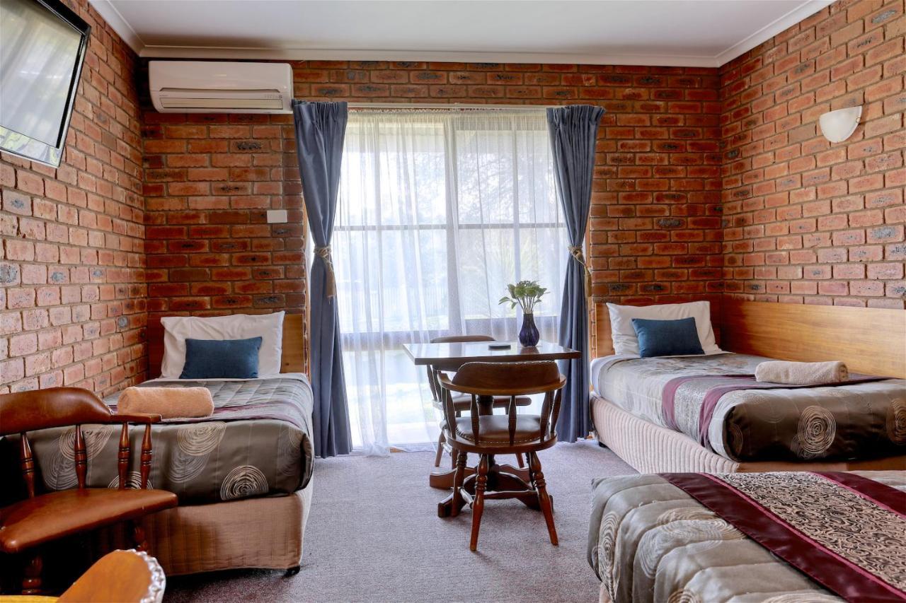 Jolly Swagman Motor Inn Юроа Екстер'єр фото