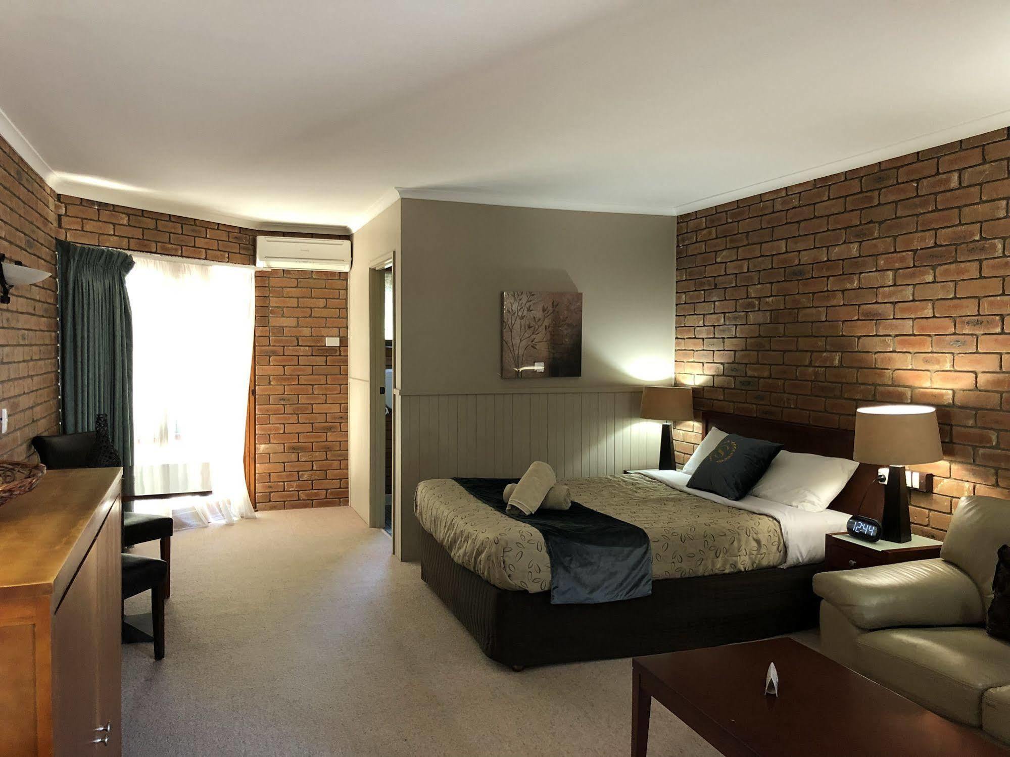 Jolly Swagman Motor Inn Юроа Екстер'єр фото