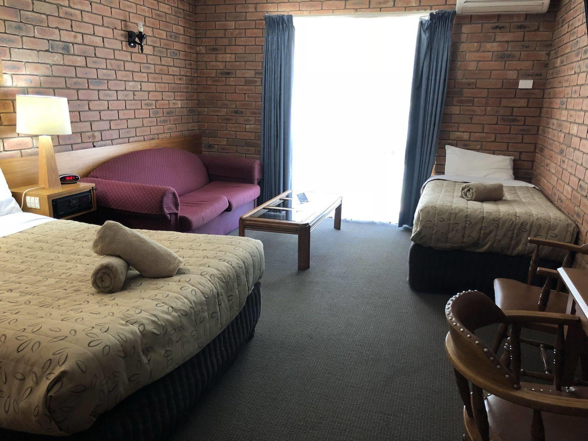 Jolly Swagman Motor Inn Юроа Екстер'єр фото